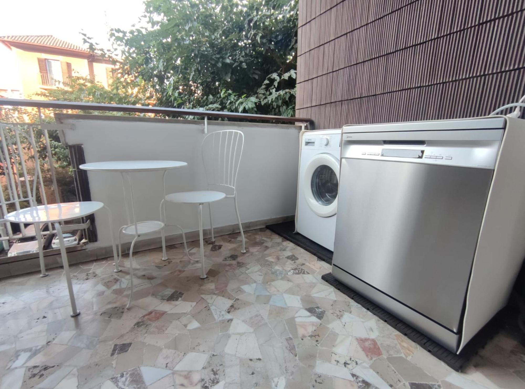 Vanity Apartment - 4 Bedrooms With 4 Bathrooms - Ac & Wifi Rom Exteriör bild