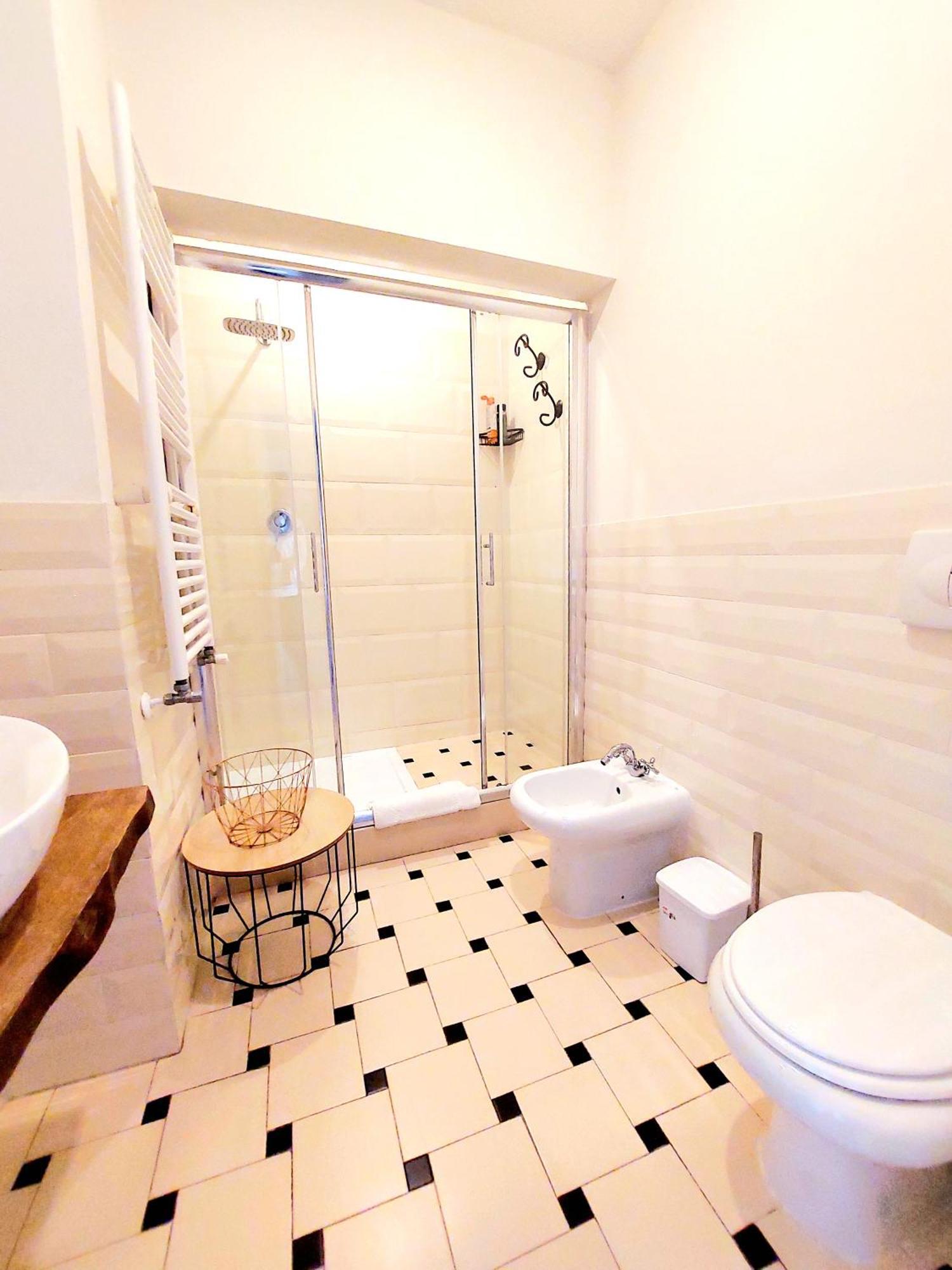 Vanity Apartment - 4 Bedrooms With 4 Bathrooms - Ac & Wifi Rom Exteriör bild